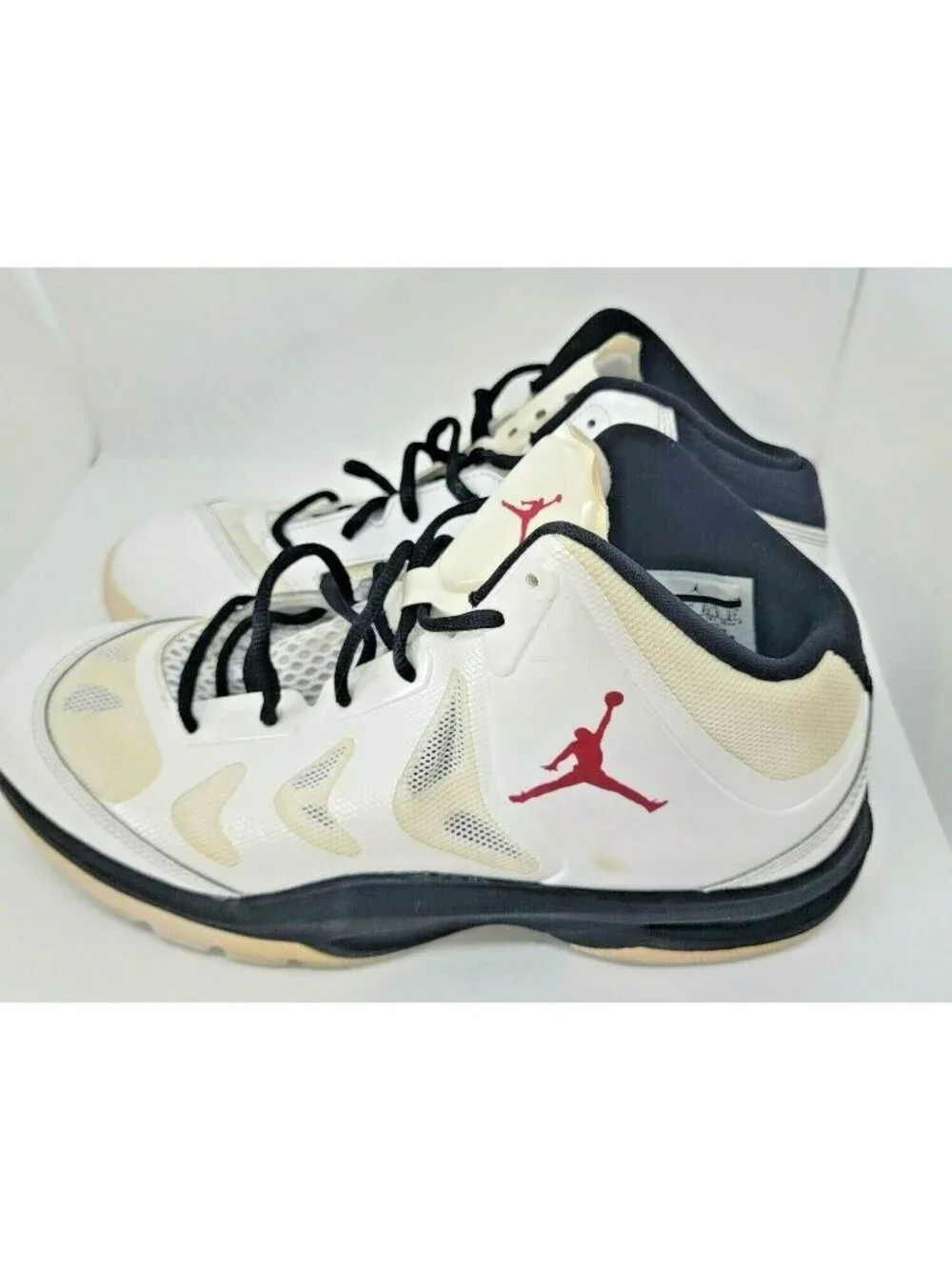 JORDAN PLAY IN THESE II, 510581-101, MENS BASKETBALL SHOES WHITE/BLACK US SZ 9